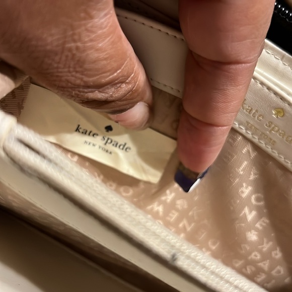 Kate Spade ♠️ PVC Wallet - Picture 4 of 4